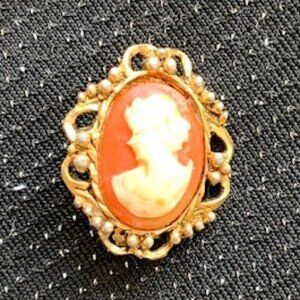 Vintage Cameo Brooch | Gold-Tone Filigree Frame | Classical Lady Portrait Pin